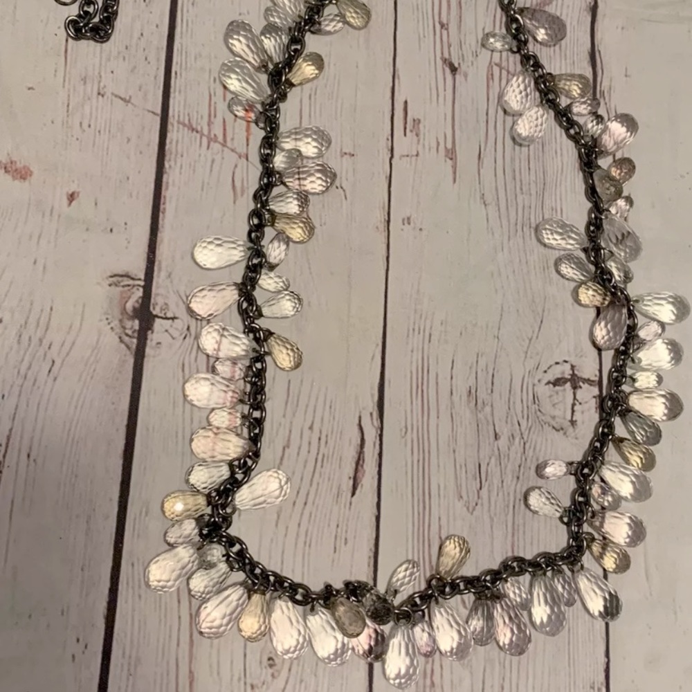 Vintage Ann Taylor Loft Gun Metal Chain w/Lucite Teardrop